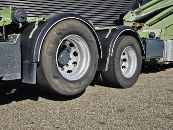 DAF CF 440 6x2 SIDE LOADER / 20 ft container